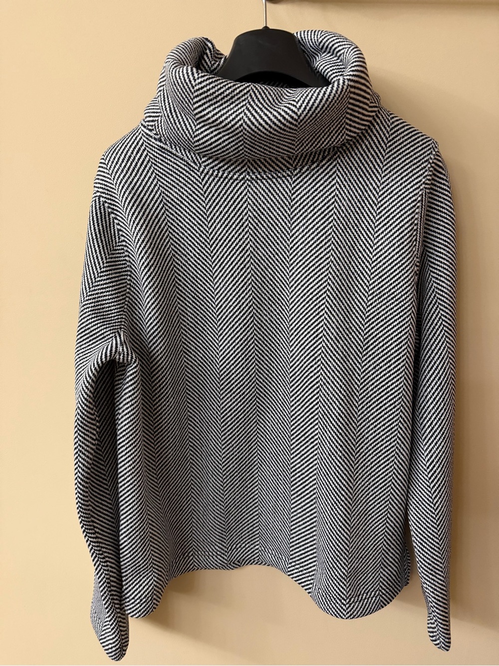 NWT J. Crew Funnel Neck Herringbone Womens Pullover Sweater, Size L
